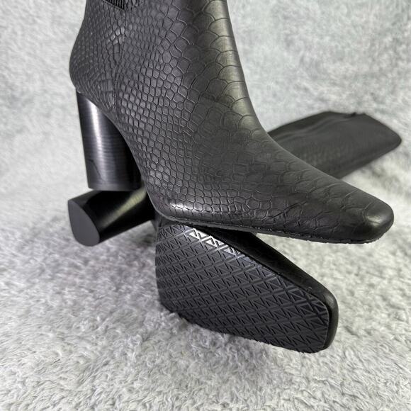 Donald Pliner Women Houda Tall Boots Black Snake Embosssed Leather Womens Sz 5.5 - Picture 6 of 12